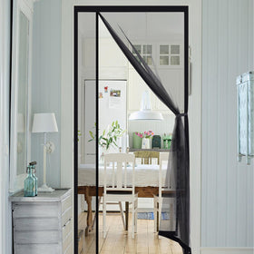 Sunolga breeze-through visibility with a secure door seal