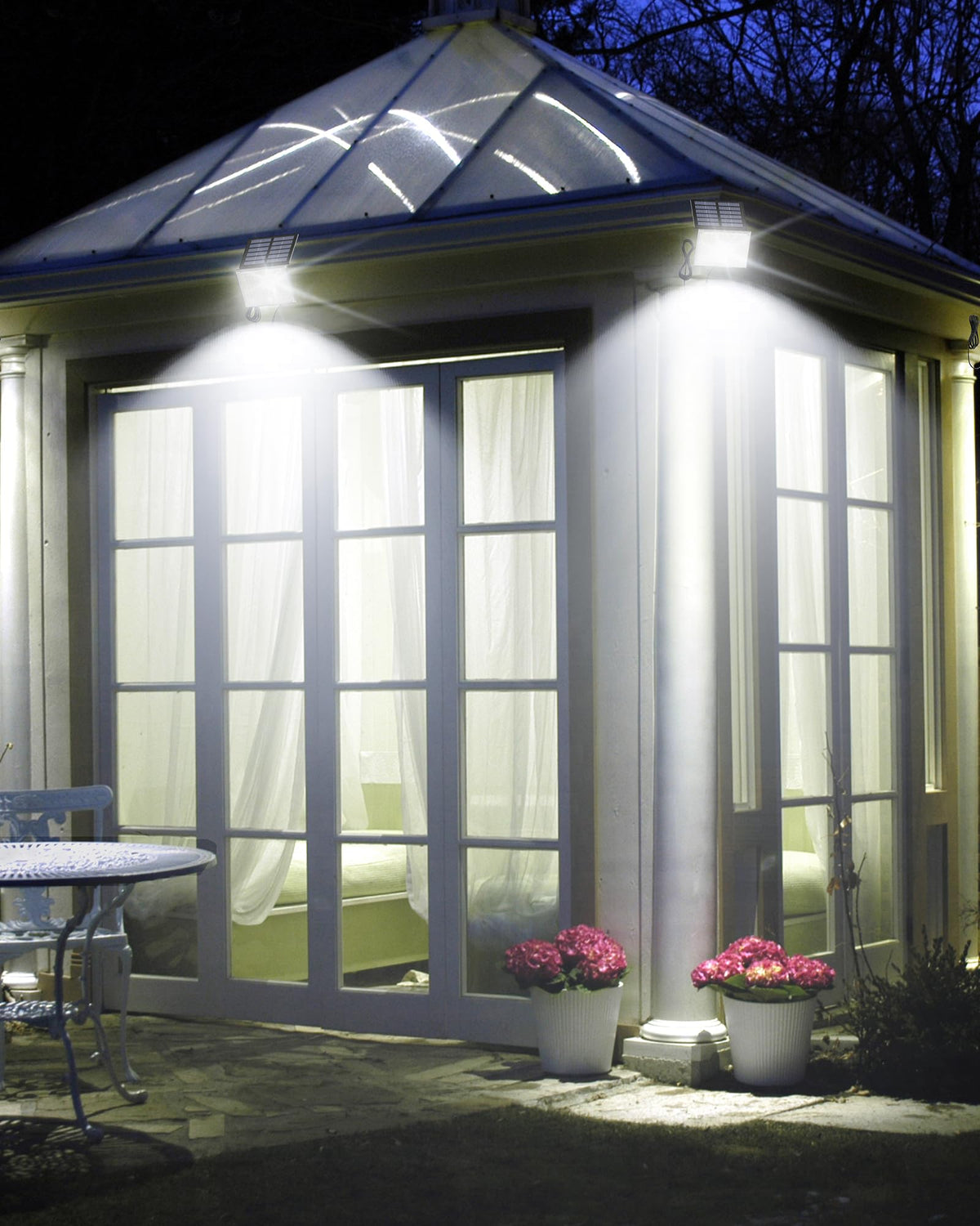 SUPERDANNY wide-area security for gardens, barns, porches and entryways.