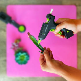 High-temperature Surebonder glue delivers stronger bonds for electronics and models.