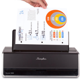 Swingline electric hole puncher 3-hole alignment emphasizes correct binder setup.