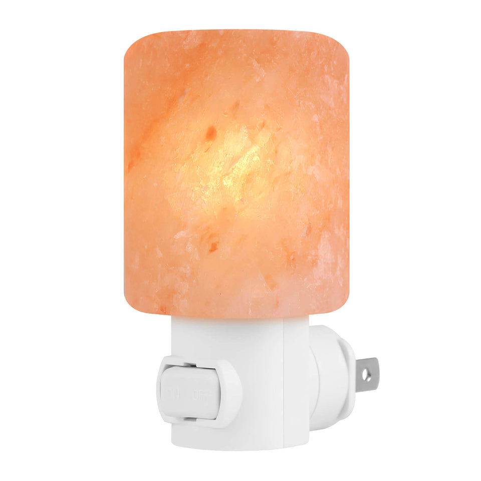Syntus Himalayan Salt Lamp emits a warm amber glow for cozy evenings.