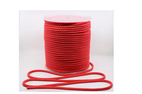 T.W Evans Cordage 98330 Derby rope floating in water, highlighting buoyancy and quick-dry properties.