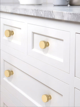 Talentedeco dresser drawer knob in use on wood drawer for enhanced tactile grip.