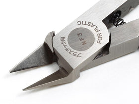 PVC-handle grip provides secure, comfortable use during longer model-building sessions.