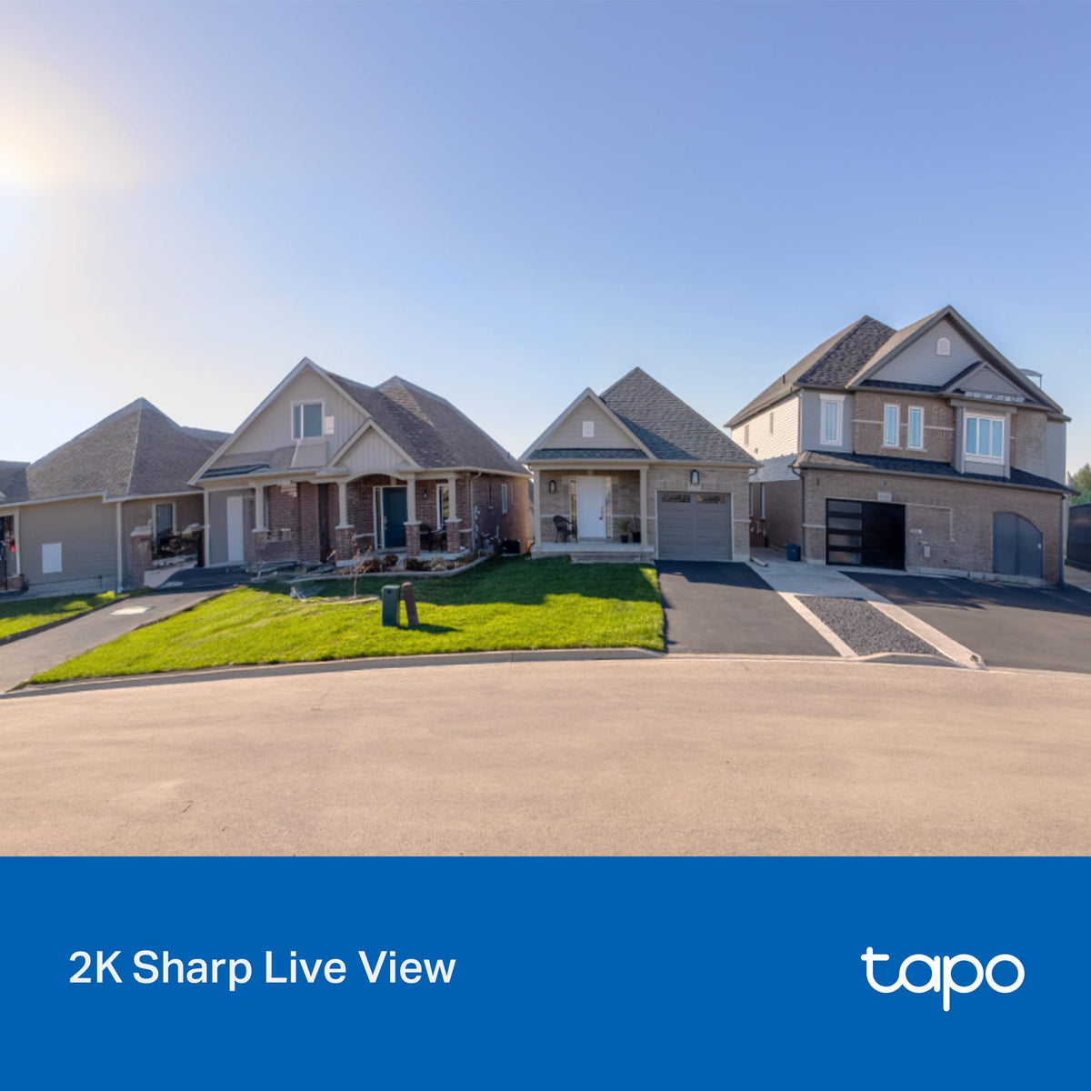 Tapo D205 infrared night vision reveals visitors after dark clearly.
