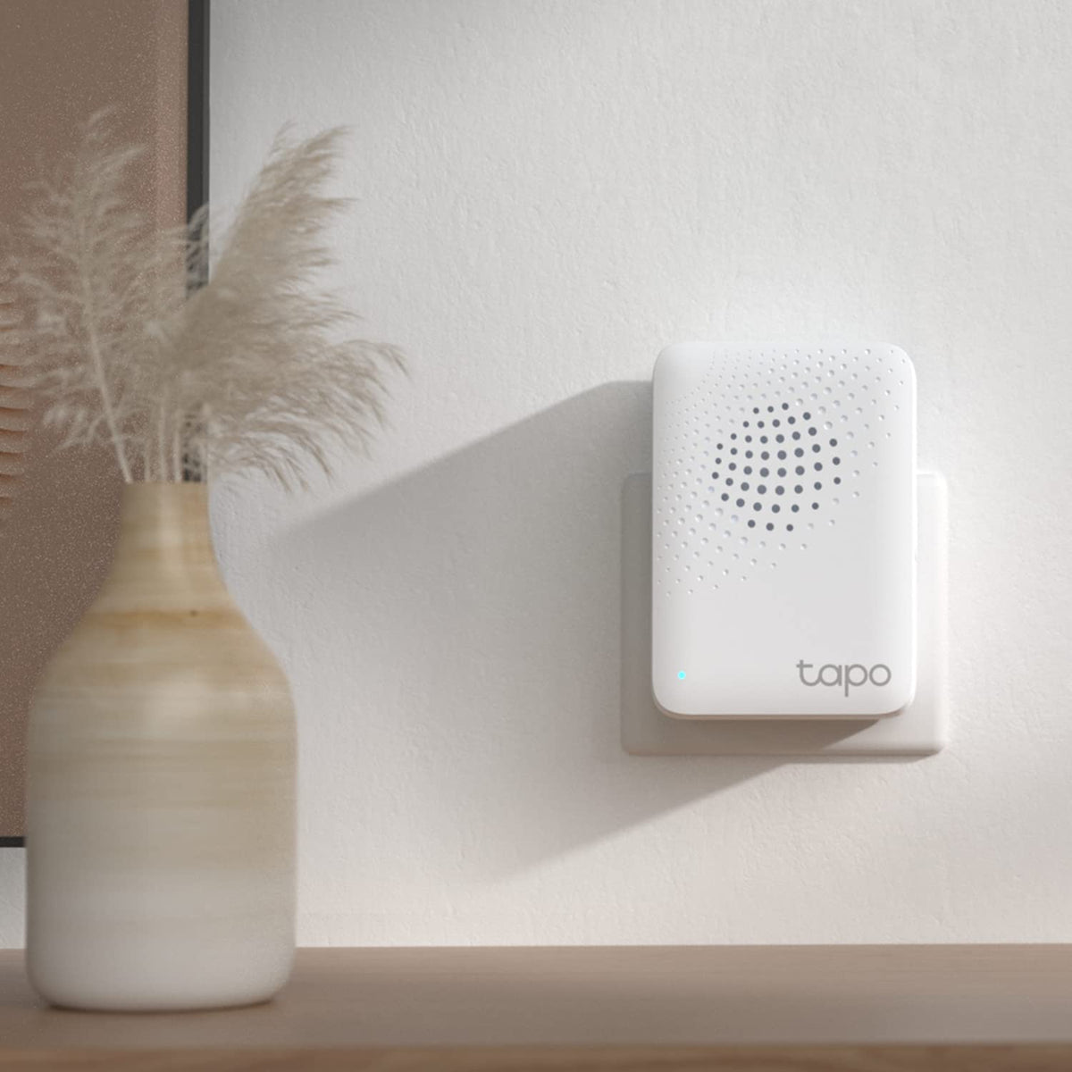 Tapo H100 setup scene showing support for up to 64 devices
