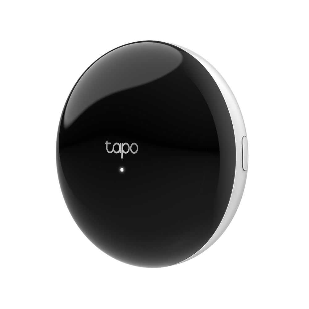 Tapo H110 hub with built-in chime for smart alerts and doorbell-style notifications.