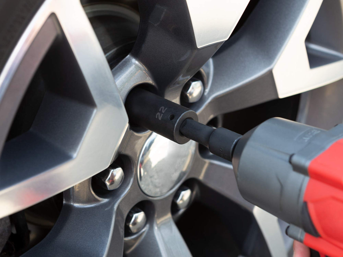 TEKTON 6-point openings provide exact hex fit and reduce rounding