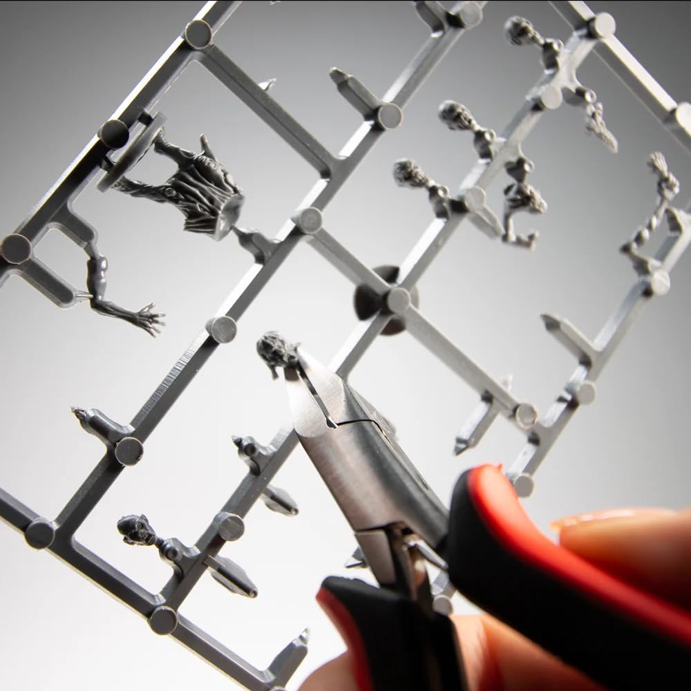 The Army Painter precision side cutters help clean resin pieces and remove excess cast efficiently.
