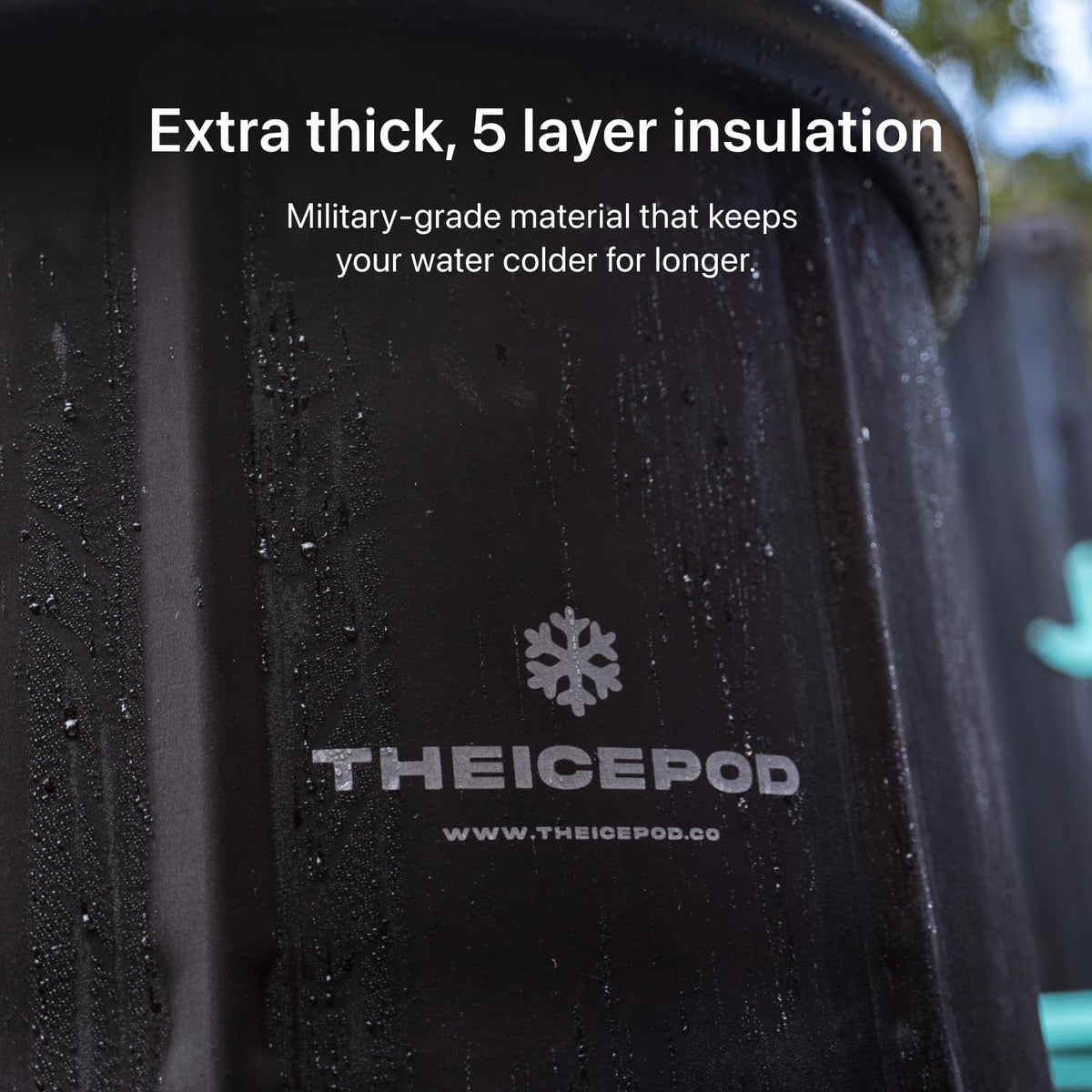Ice Pod Pro lid closed highlighting reinforced thermal seal and leak-proof design.