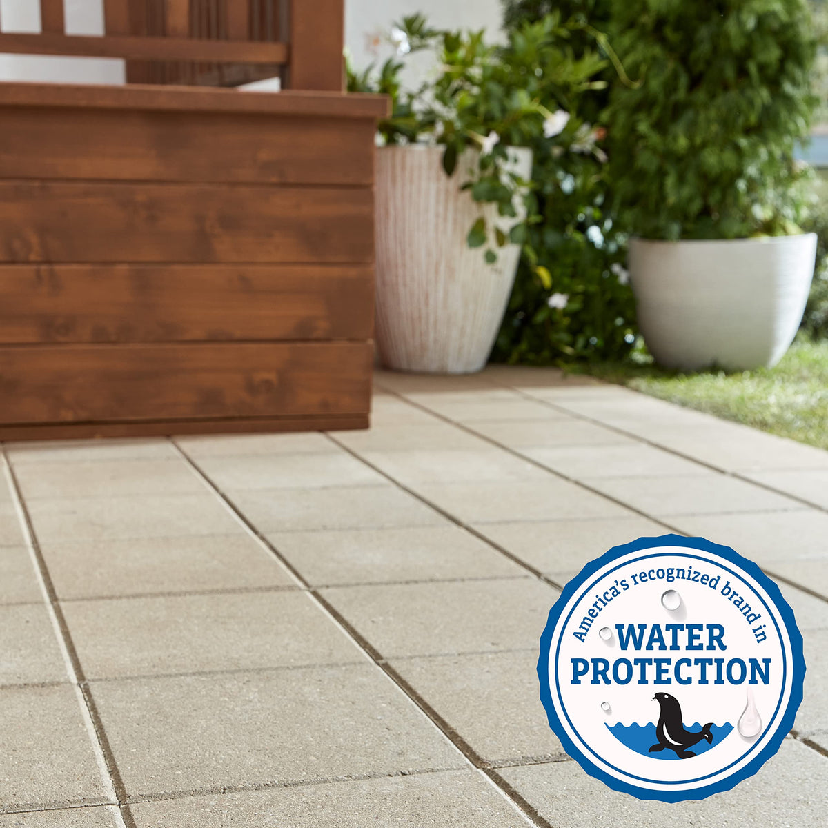 Thompson's WaterSeal easy-to-use formula enabling quick outdoor refinishing