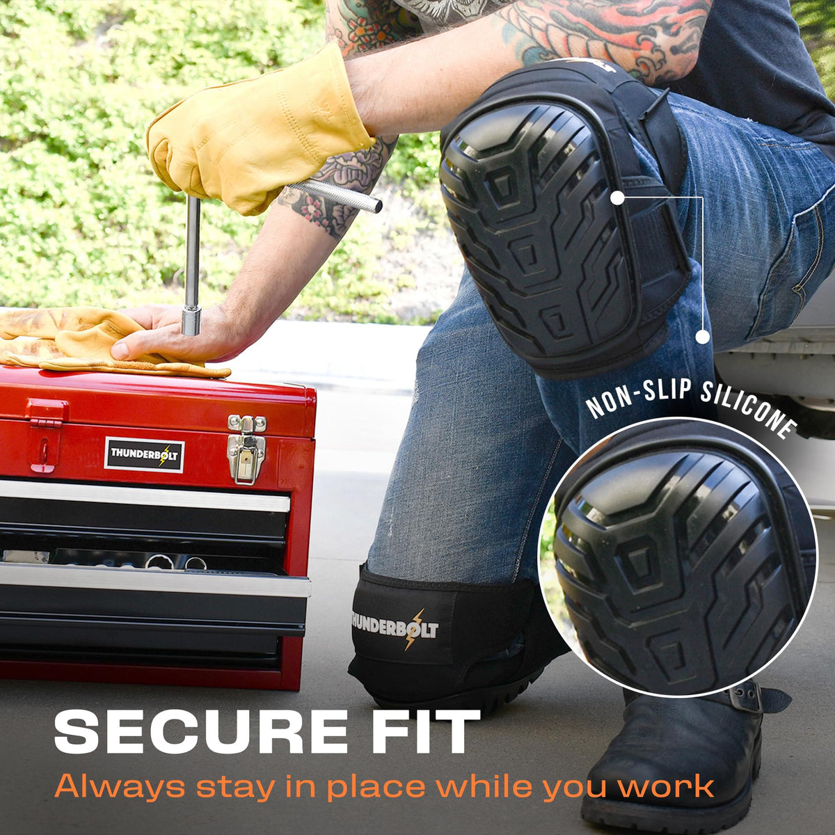 Thunderbolt knee pads ideal for flooring installations and kneeling tasks