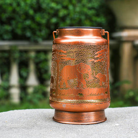 TIGGSY Elephant solar lantern yard light provides hands-free illumination.
