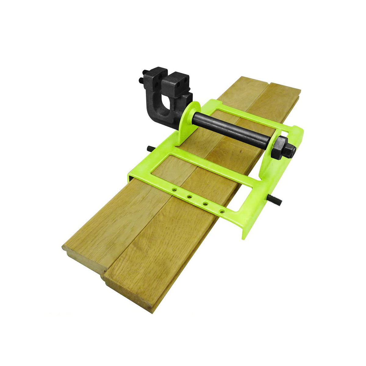 Timber Tuff TMW-56 weighs 3.75 pounds for easy carrying.
