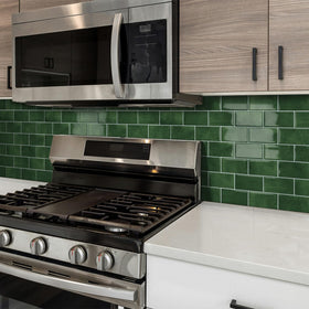 Tiwoos renter-friendly installation and removal in a backsplash setup.