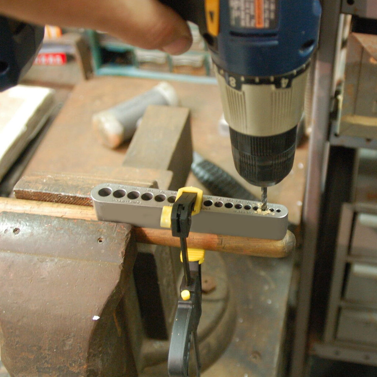 Packaging and lifetime replacement assurance for STD1000DGNP drill guide