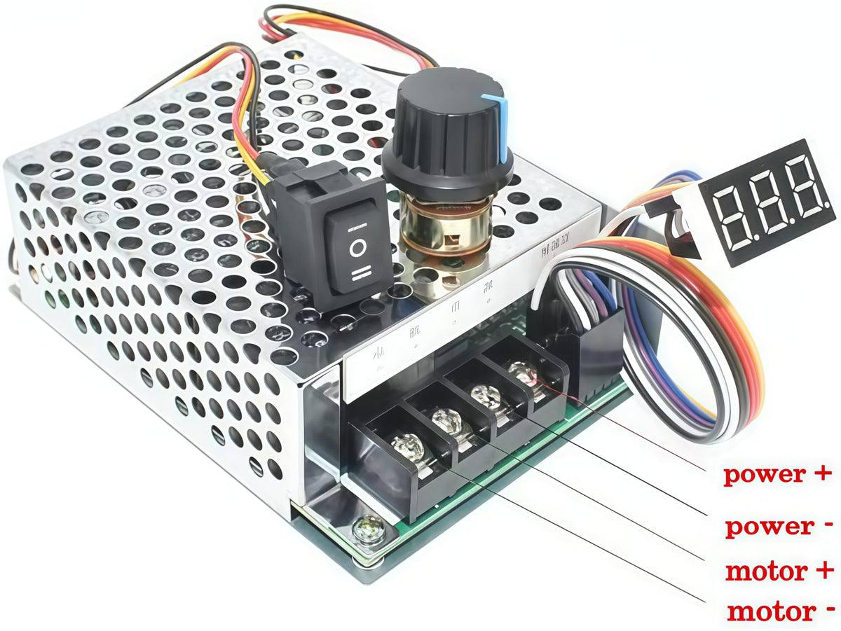 TKXEC PWM controller featuring forward-brake-reverse switch for flexible brushed motor control.