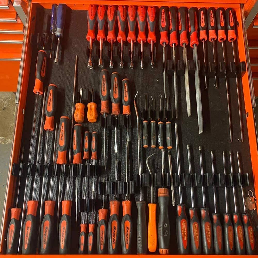 ToolBox Widget Pro 4.0 holds up to 12 screwdrivers per kit