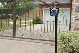 TOPENS TKP3 keypad side view showing compact weatherproof design.