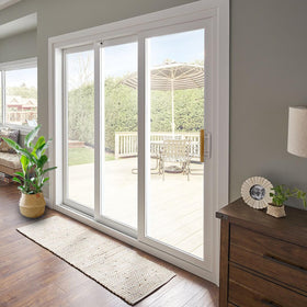 TPard non-handed design fits left or right opening doors with flexibility.