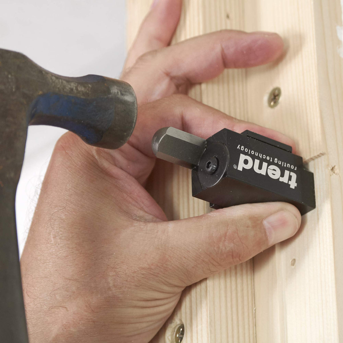 TREND hinge recess squaring material-compatibility works with MDF, plywood, softwood, and hardwood.