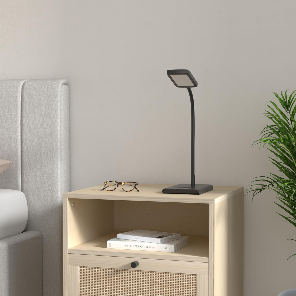 TROND desk lamp demonstrating 3 color modes for different tasks.