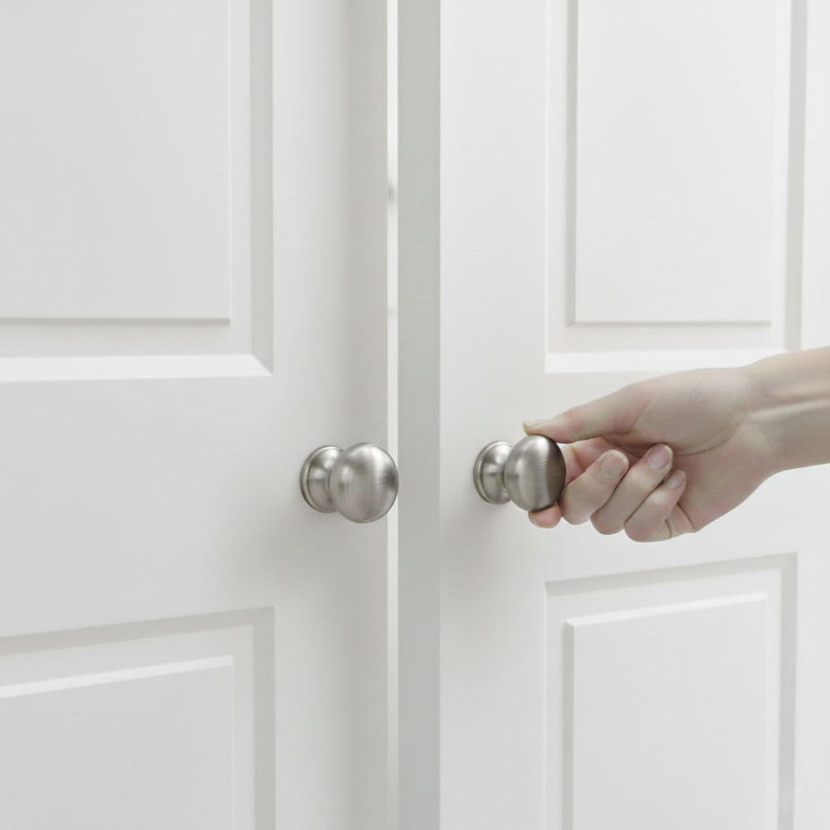 Trust4care heavy-duty zinc closet knob delivering durable pull for busy doors