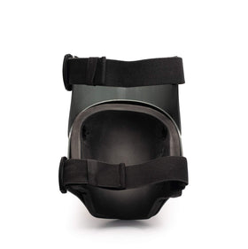 Interchangeable grip strips offer wearing options to suit different jobs.