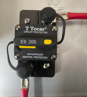 TTocas E9 side view; clear wiring connections for reliable installations.