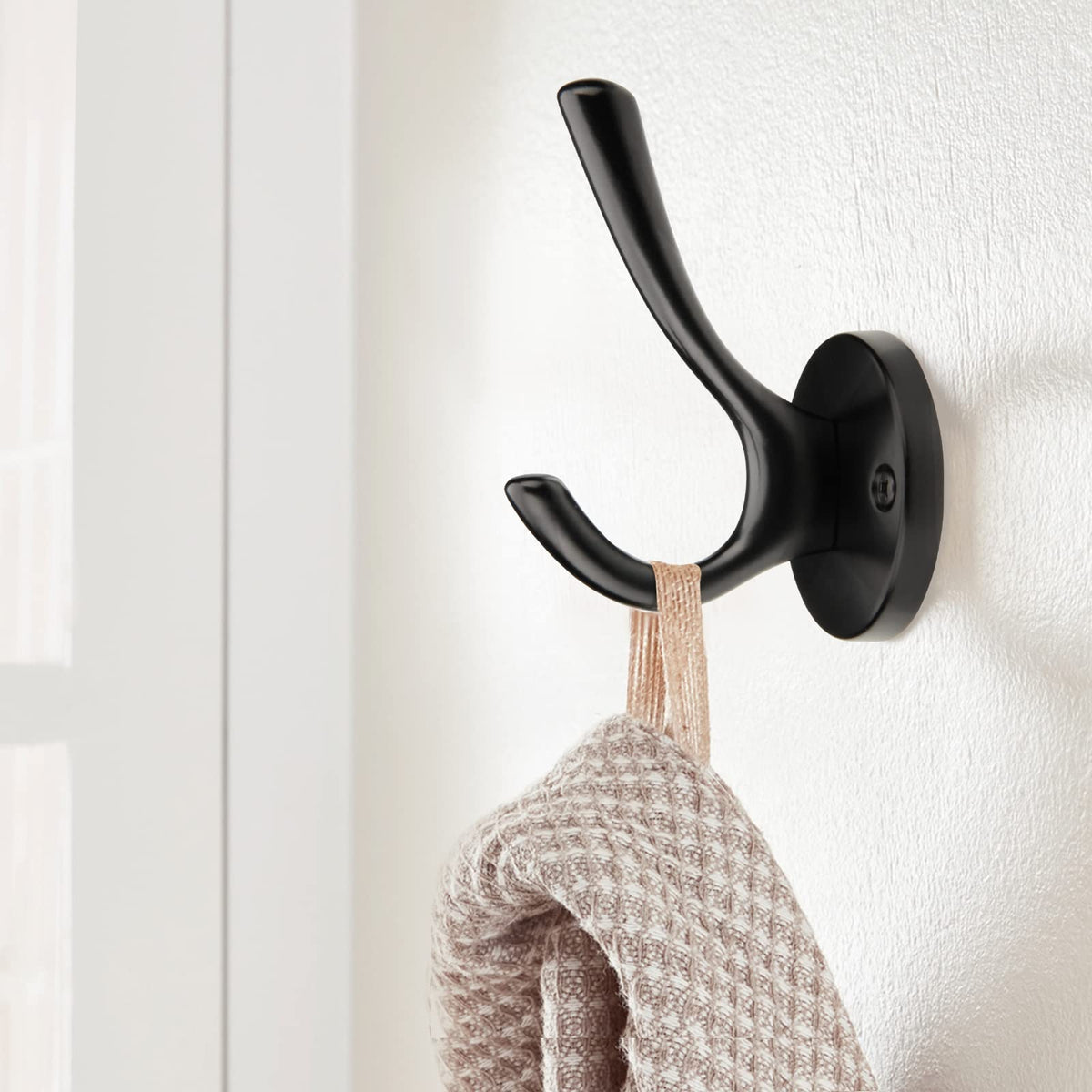 TUNNY zinc alloy hook set with easy installation and durability