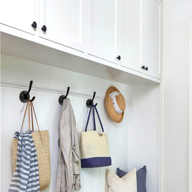 Matte black towel hooks suitable for bathrooms kitchens and mudrooms