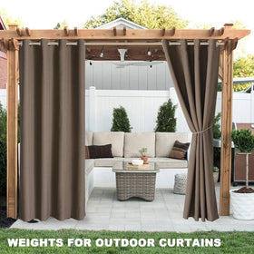 Tusirgre textile-covered curtain weights rope for a neat, controlled hang.
