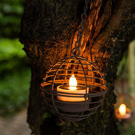 TWINKVILLA amber LED tea lights create warm flickering ambiance at night