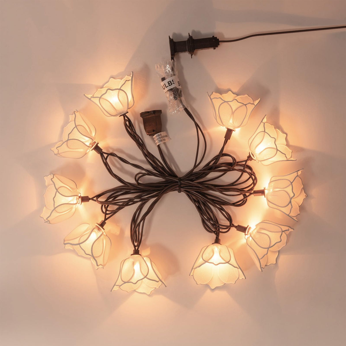 TWINKVILLA spare bulbs and fuse included for quick maintenance.