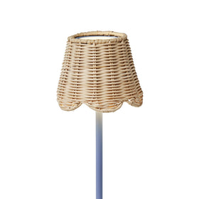 Two's Company shade has an internal iron frame to maintain shape