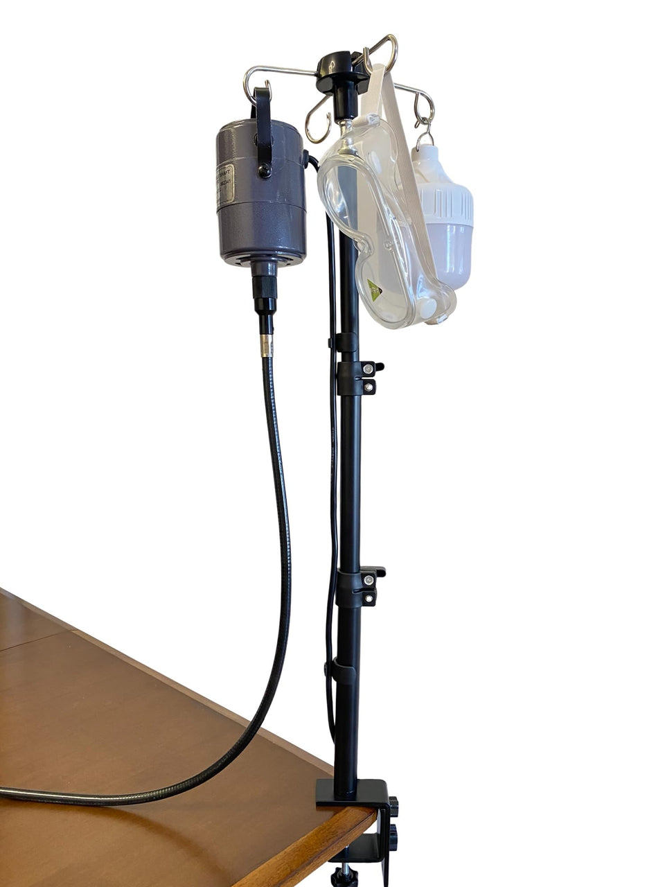 UISKOOPW rotary tool hanger assembly shows quick setup for an organized workspace.