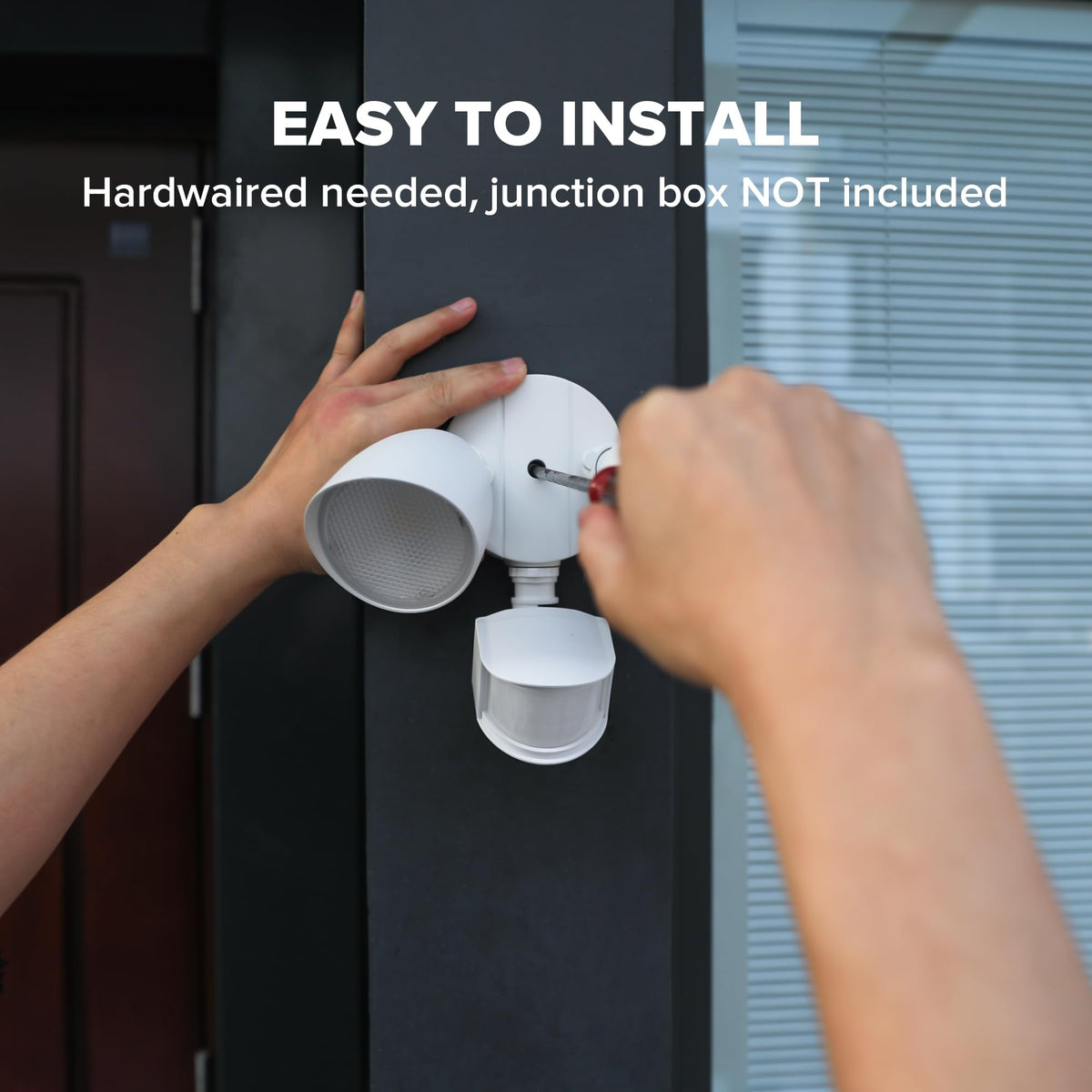 UME adjustable head lights let you target steps and walkways precisely