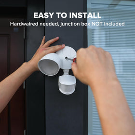 UME adjustable head lights let you target steps and walkways precisely