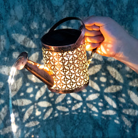 Undreem solar-lantern beam-on-floor effect creates warm outdoor ambience