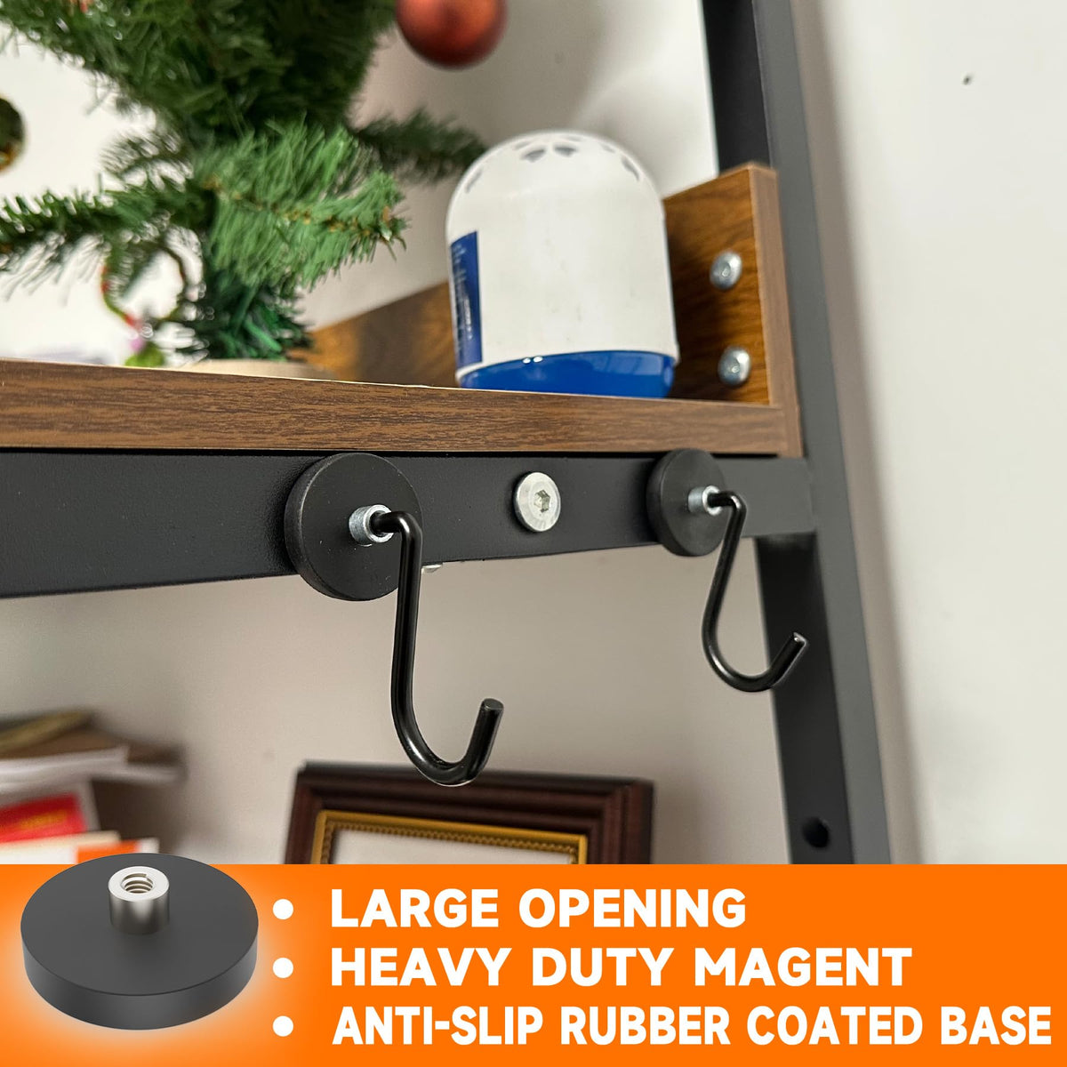 UNUSFIRE keeps oven mitts and tools organized with a strong magnet.