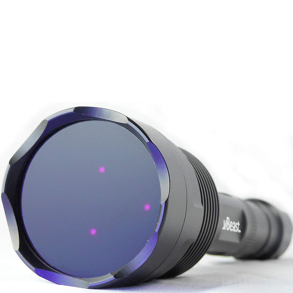 uvBeast V3 365nm beam profile showing long-range UV reach for inspections