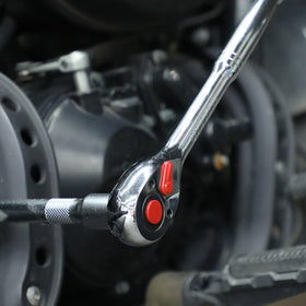 UYECOVE chrome finish resists corrosion and cleans easily.