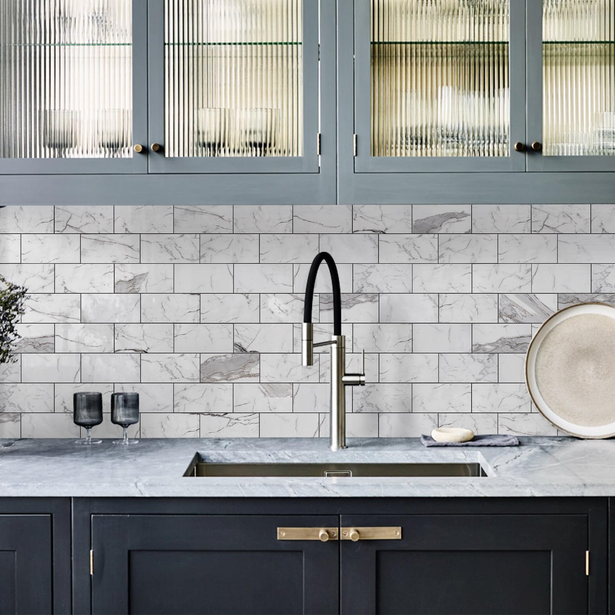 Vamos Tile 100-piece pack covers about 12.08 square feet for kitchen or bath projects.