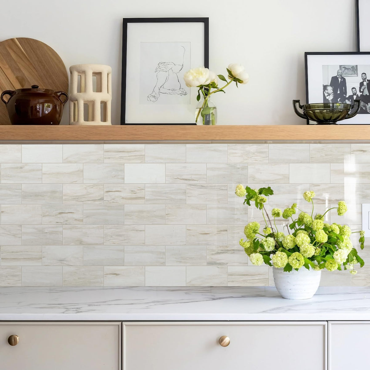 Vamos Tile metro style white grout look for a modern bathroom wall.