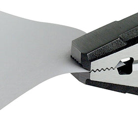 Eco-friendly packaging and a 4-year warranty on Vampliers tools