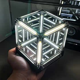 Vastarry Abyss Cube Light, illuminated face shows smooth brightness control.