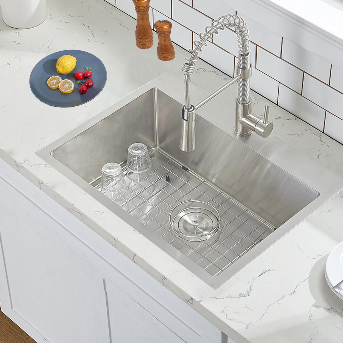 VCCUCINE easy-install topmount sink suits multiple countertop styles