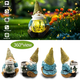 Vcdsoy Solar panel charges the gnome for overnight illumination.