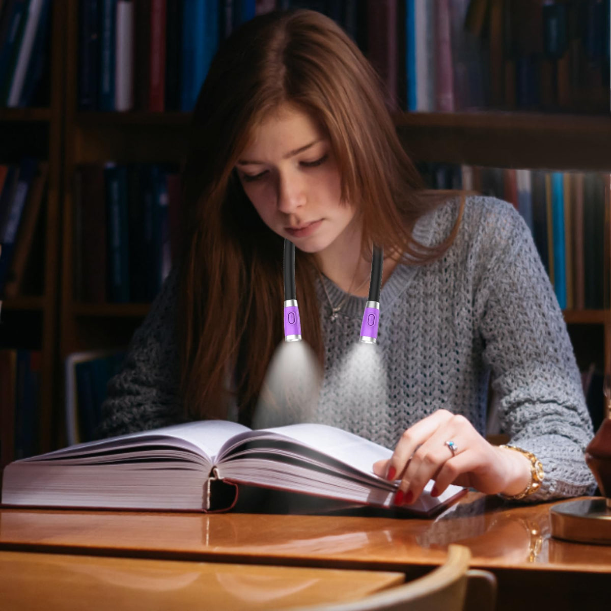 Vekkia neck light in bed reading fosters private, peaceful sessions.
