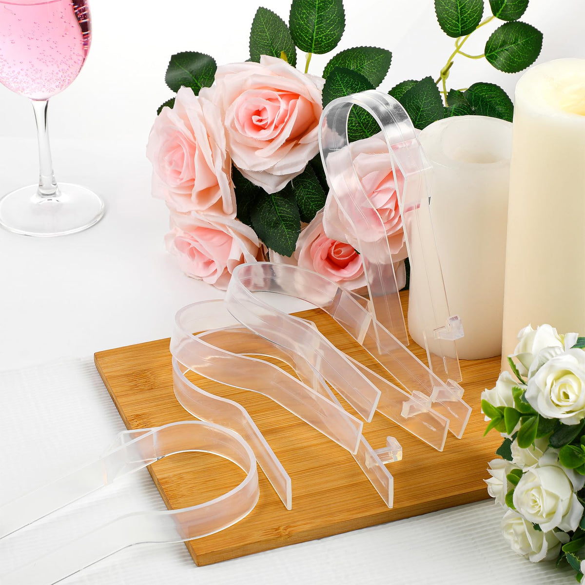 Vercraft durable plastic clips resist deformation for outdoor ceremonies